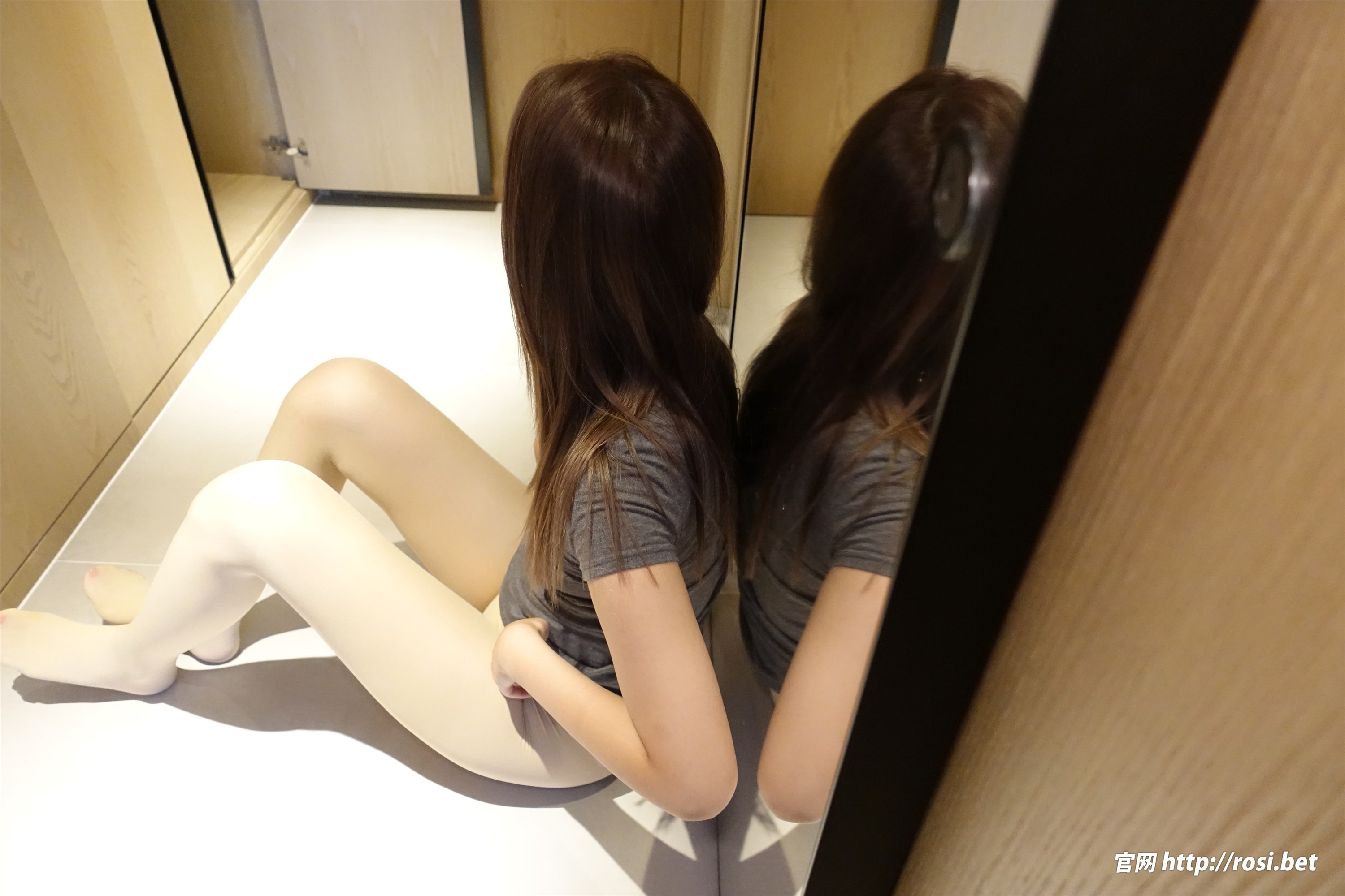 ROSI写真 2023.10.09 NO.4326